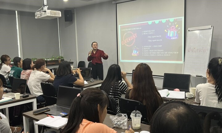 Quyết định bỏ phố về quê và hành trình xây dựng thương hiệu Tuta - Ngon Khó Cưỡng của cô gái Trần Thị Thu Thảo