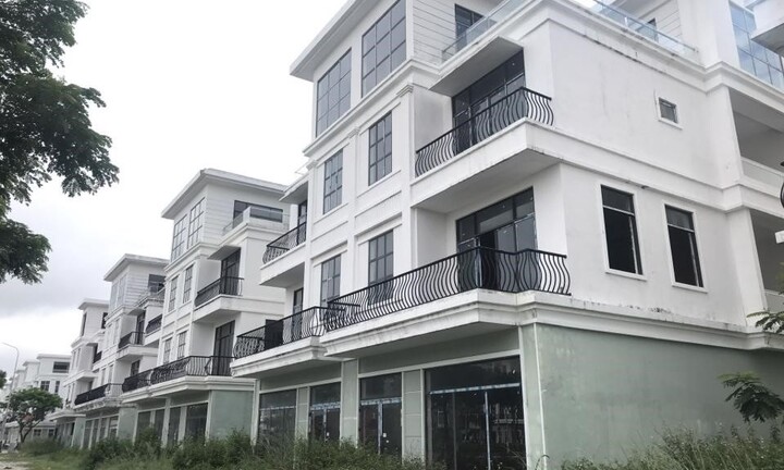 Thị trường nhà ở 2023: Lối thoát nào cho nhà đầu tư?