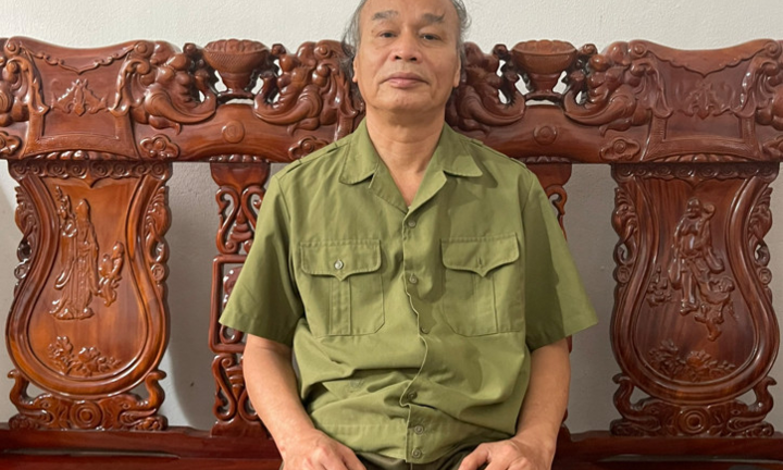 Cách phục hồi chứng liệt nửa người sau tai biến của cựu sĩ quan về hưu