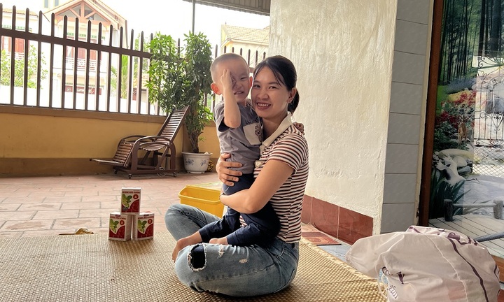 Vất vả dạy con 28 tháng tập nói không thành, mẹ quyết tâm tìm giải pháp mới