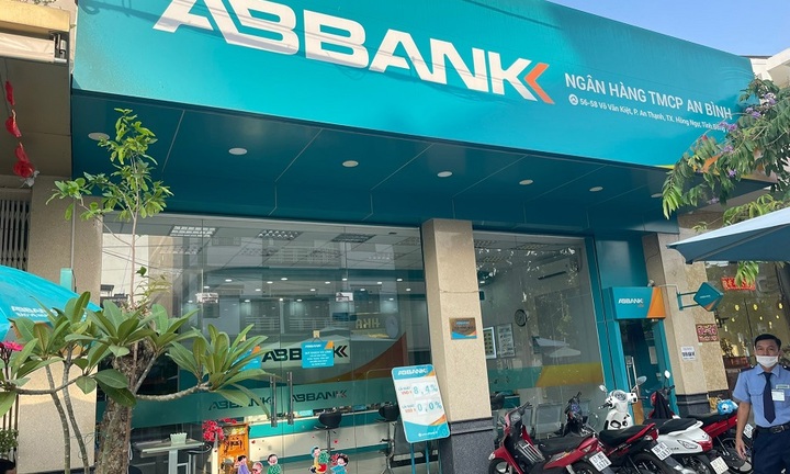 Chung tay giảm sử dụng thiết bị điện vào giờ cao điểm: ABBANK tắt toàn bộ hệ thống chiếu sáng biển hiệu và biển quảng cáo