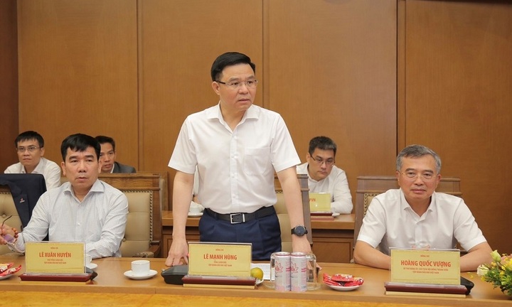 Petrovietnam tiếp nhận bàn giao hồ sơ Dự án Nhà máy Nhiệt điện Ô Môn III và Ô Môn IV 