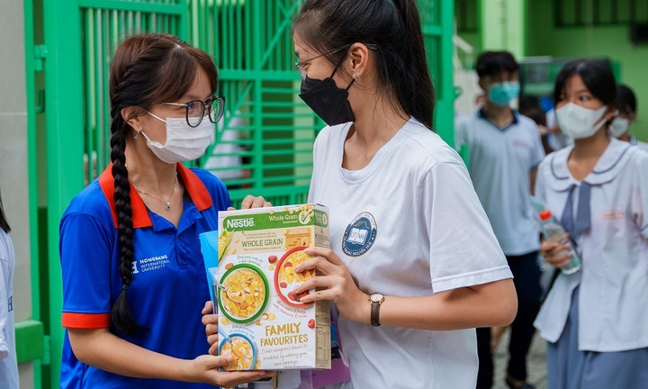 Nestlé Việt Nam đồng hành cùng chương trình Tiếp sức mùa thi 2023