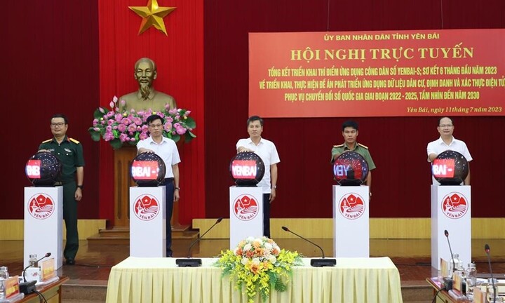 Yên Bái: Chuyển đổi số theo cách “thông minh”
