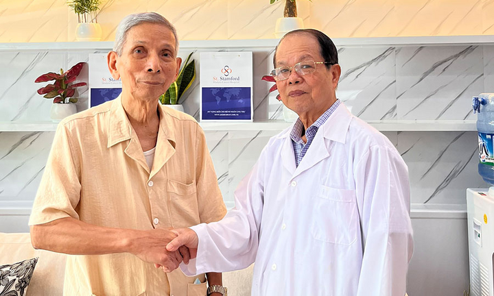 Cảnh báo thủ đoạn mạo danh bác sĩ để “mồi chài” bệnh nhân ung thư