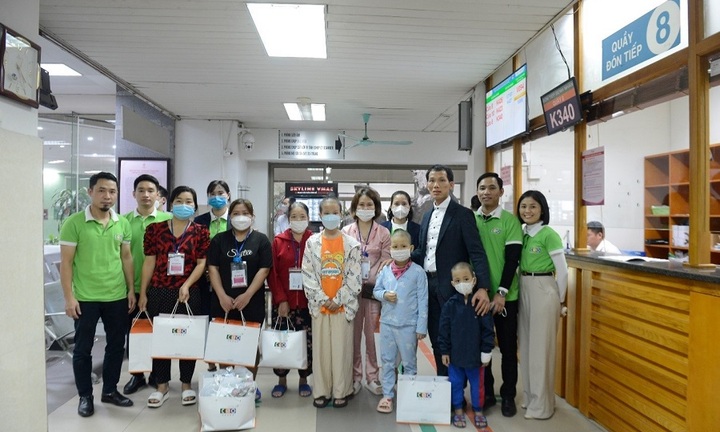 Tập đoàn CEO mang Tết sẻ chia đến hơn 400 bệnh nhi có hoàn cảnh khó khăn