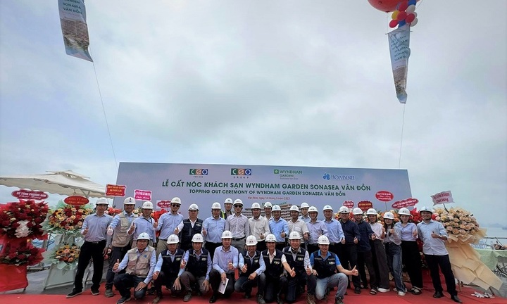 Tập đoàn CEO cất nóc dự án khách sạn Wyndham Garden Sonasea Vân Đồn