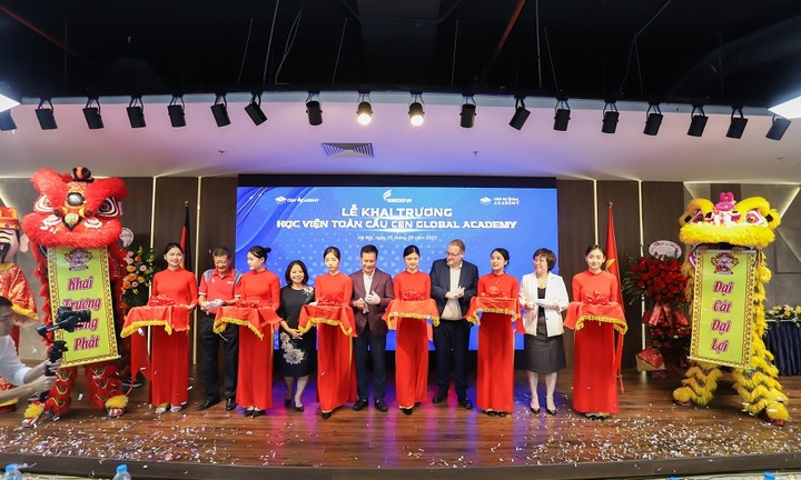 Chính thức khai trương học viện toàn cầu Cen Global Academy