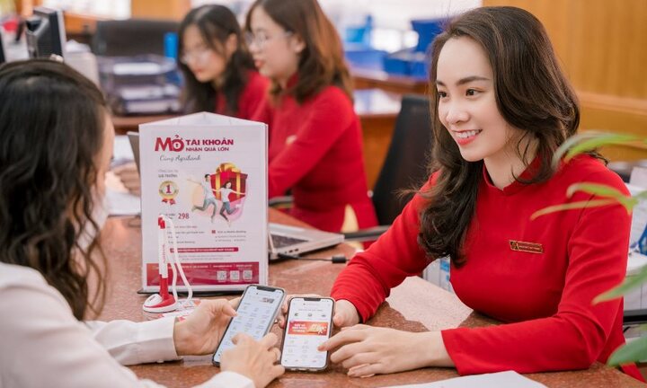 Agribank được Fitch Ratings xếp hạng nhà phát hành dài hạn triển vọng tích cực cao nhất tại Việt Nam