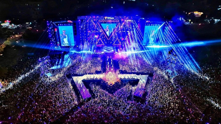 TPBank 2in1 concert: Khi mọi chất Tôi cất lời !!!