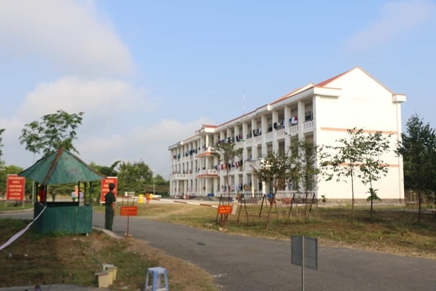 Điều tra vụ nam thanh niên dụ dỗ bé gái 13 tuổi làm bậy tại khu cách ly