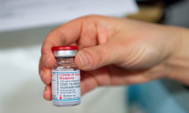 Hai người Nhật Bản tử vong sau khi tiêm vaccine Moderna