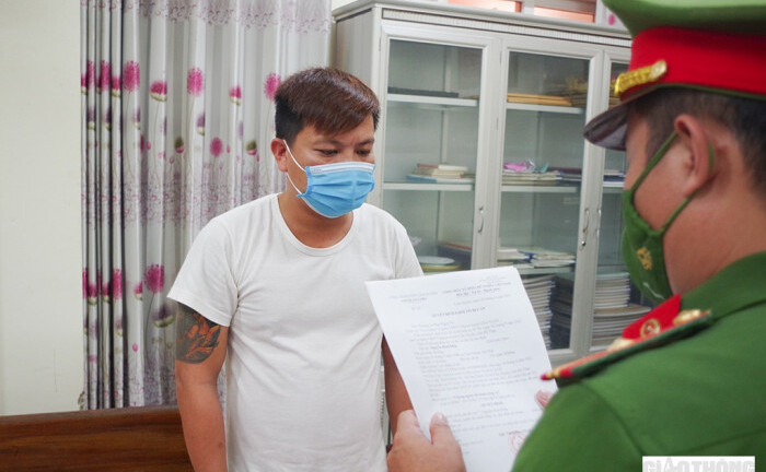 Hà Tĩnh: Bắt giam thanh niên đánh công an tại chốt kiểm dịch