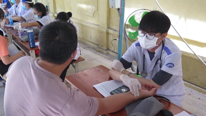 Khánh Hòa triển khai tiêm 300.000 liều vắc-xin Vero Cell cho người dân từ ngày 3/9