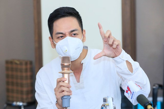 MC Phan Anh giải thích về chữ 