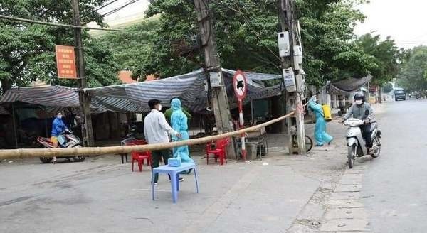 Thêm 56 ca nhiễm COVID-19, Thái Bình tạm phong tỏa huyện Vũ Thư, căng mình 'bóc' F0
