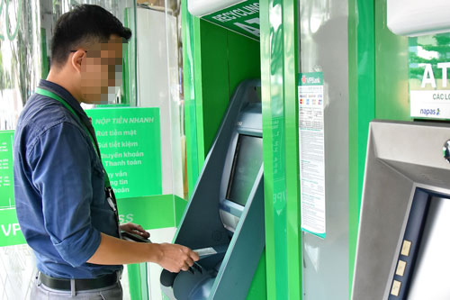 Sau ngày 31/12/2021, thẻ từ ATM vẫn giao dịch bình thường