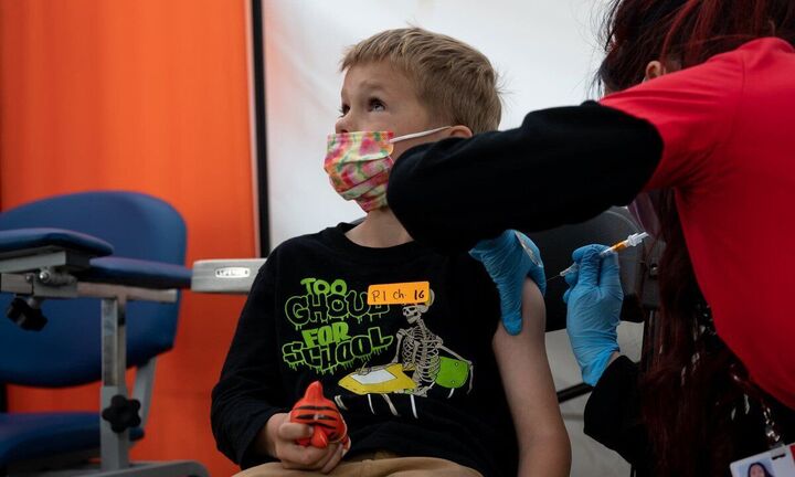 Mỹ hoãn tiêm vaccine Pfizer cho trẻ dưới 5 tuổi khiến nhiều phụ huynh thất vọng