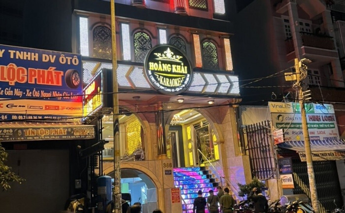 Phát hiện hơn 40 dân chơi dương tính với ma túy ở quán karaoke