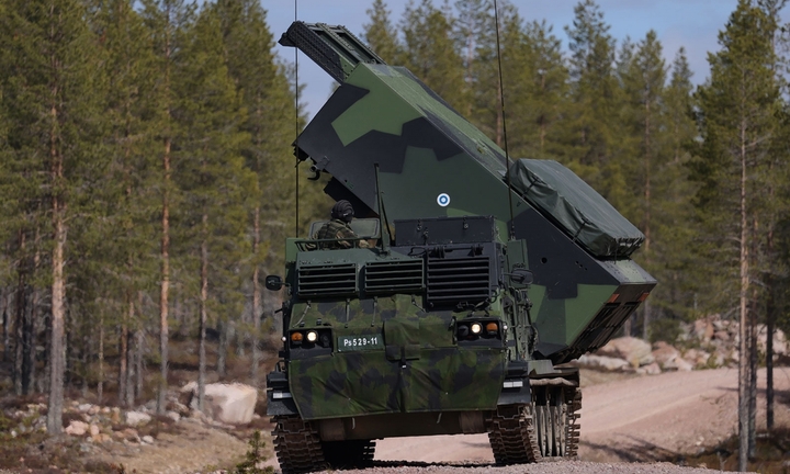 Tin tức quân sự mới nóng nhất ngày 2/6: Anh gửi hệ thống rocket tầm bắn 80km cho Ukraine