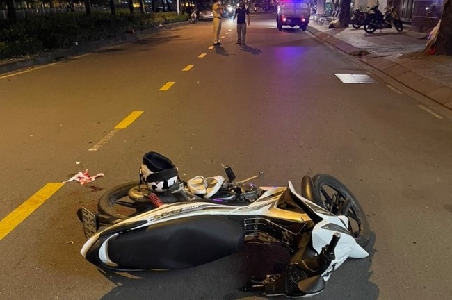 TP.HCM: Tìm thanh niên gây tai nạn rồi rời khỏi hiện trường