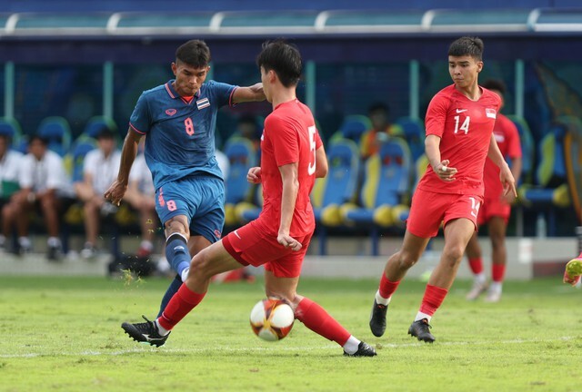 HLV U22 Singapore khẳng định sẽ chơi tốt hơn trong cuộc đối đầu với U22 Việt Nam 