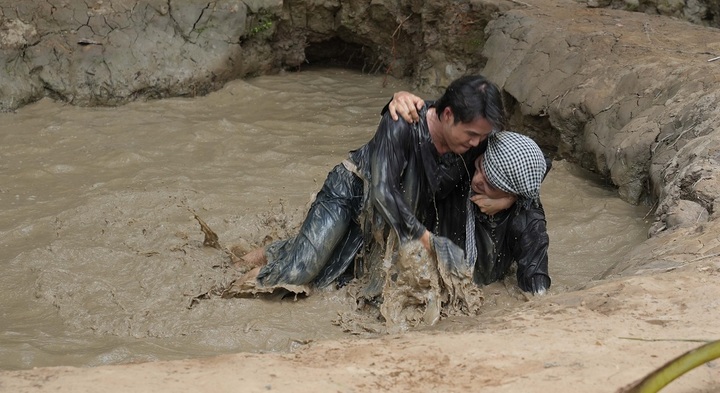Huỳnh Lập bị Dương Lâm 'hạ đo ván' tại ao cá miền Tây