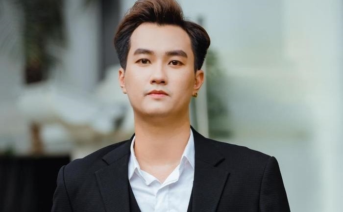 Diễn viên Anh Tuấn: 