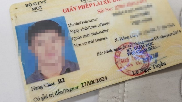 Bằng lái ô tô có thay thế được bằng lái xe máy không?