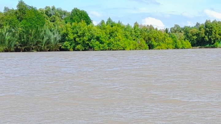 Tin tức pháp luật mới nhất ngày 26/9: Điều tra nguyên nhân người đàn ông tử vong khi nhảy xuống sông trốn công an 