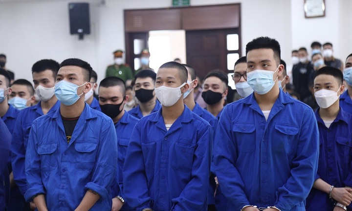 27 thanh thiếu niên lĩnh án thích đáng sau cuộc hỗn chiến đường phố