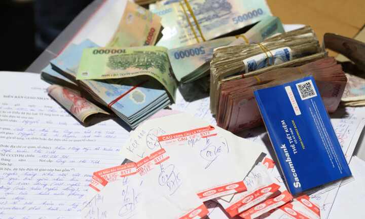 Bắt “nữ quái” miền sơn cước trong đường dây lô đề tiền tỷ mỗi ngày