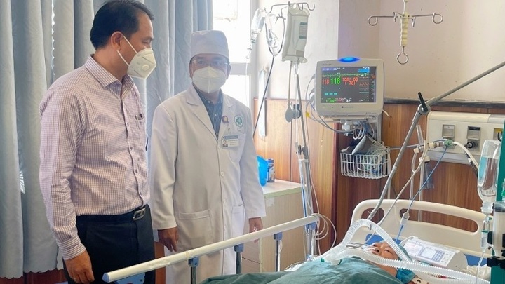 Vụ 88 người ngộ độc ở An Giang: Người nấu chè chịu trách nhiệm thế nào?