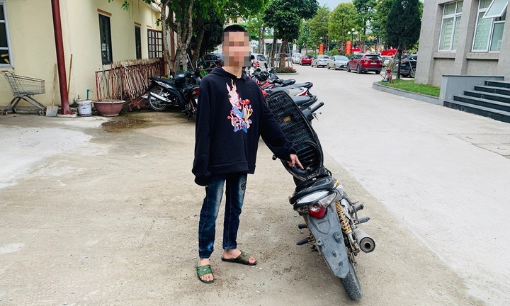 Bắt 2 “anh hùng xa lộ” vung kiếm, cướp tài sản của phụ nữ đi đường lúc rạng sáng