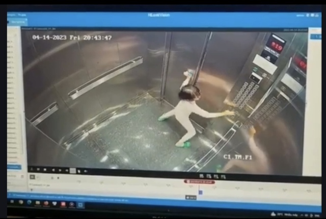 Hà Đông: Pha xử lý thông minh của bé gái bị mắc kẹt trong thang máy chung cư