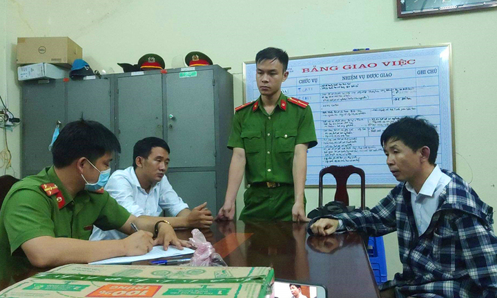 Tự xưng là 