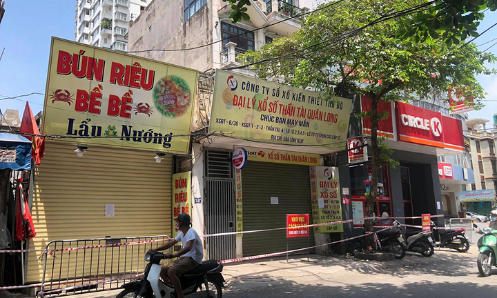 Hà Nội phong toả hàng loạt điểm liên quan đến các ca mắc COVID-19 mới ghi nhận