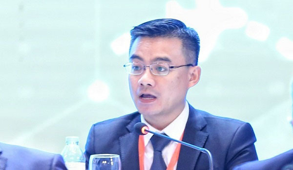 Chuyên gia 