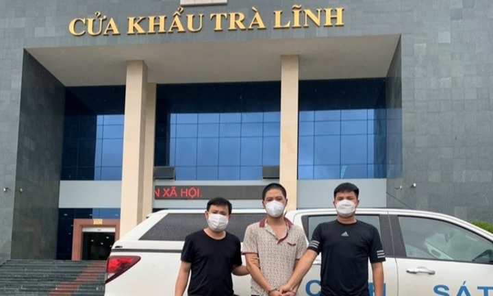 Bắt nam thanh niên sau 3 năm trốn truy nã vì quan hệ với bạn gái 