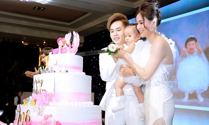 Ca sĩ Khánh Trung trở lại với ca khúc mới sau 10 năm vắng bóng