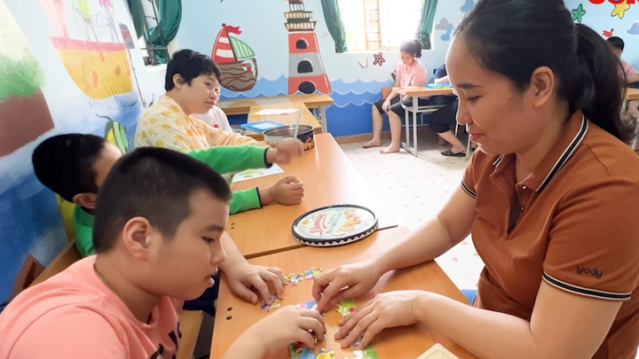 Cô giáo hơn 12 năm gắn bó với những 