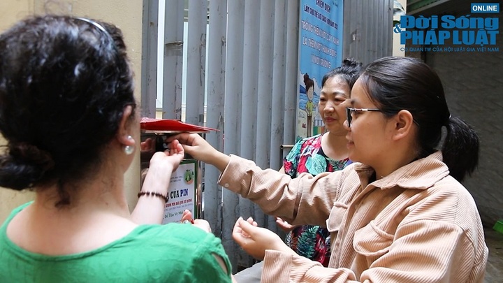 Ngôi nhà của pin: Mô hình thu gom rác thải kim loại nặng