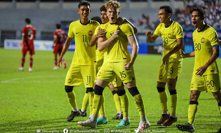 U23 Malaysia đánh bại Indonesia 2-1 với quả phạt đền gây tranh cãi