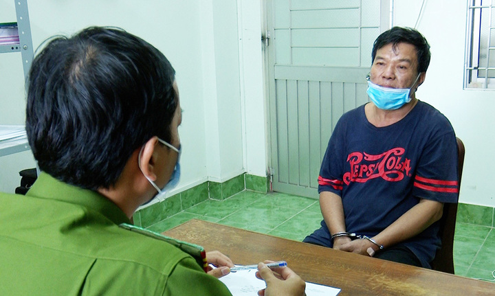 Khởi tố gã chồng ghen tuông, khóa cửa nhà nhốt vợ và cháu ngoại rồi phóng hỏa