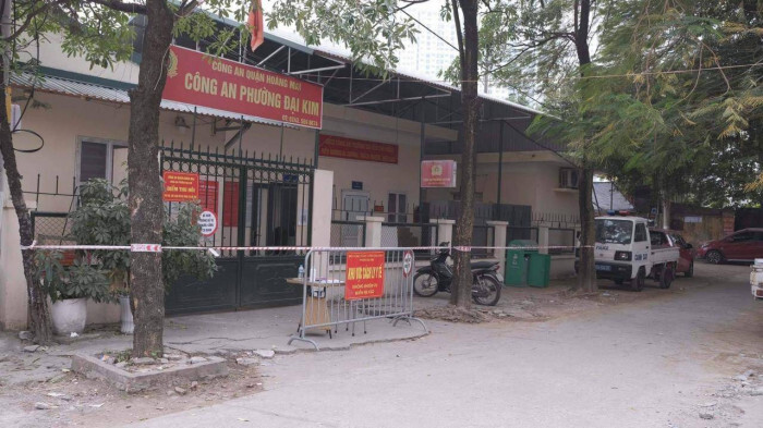 Hà Nội: Cán bộ dương tính SARS-CoV-2, tạm phong toả trụ sở Công an, UBND phường Đại Kim 