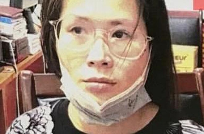 Gặp công an tuần tra, người phụ nữ tự giao nộp ma túy