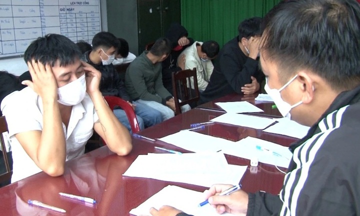 Nhóm dân chơi thuê chung cư cao cấp 