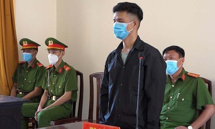 Vợ bỏ nhà đi, người đàn ông nhẫn tâm sát hại con trai ruột, tự tử bất thành