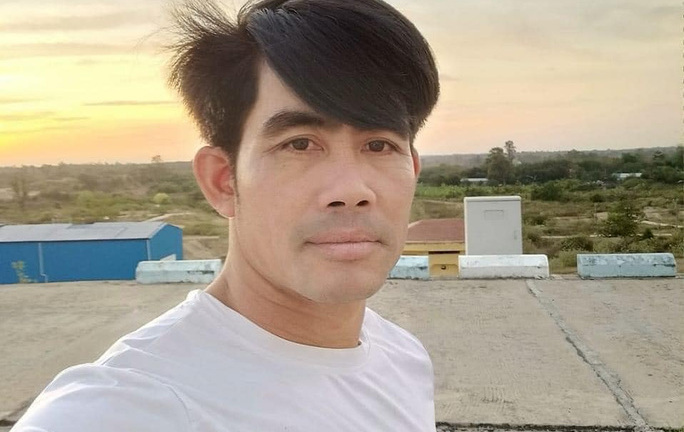 Nghi án nghịch tử nổ súng bắn cha ruột, đến nhà người tình rồi ôm bom tự tử
