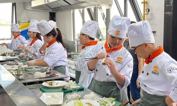 TP.HCM: Học sinh mới đi học trở lại, không tổ chức hoạt động ngoài trường